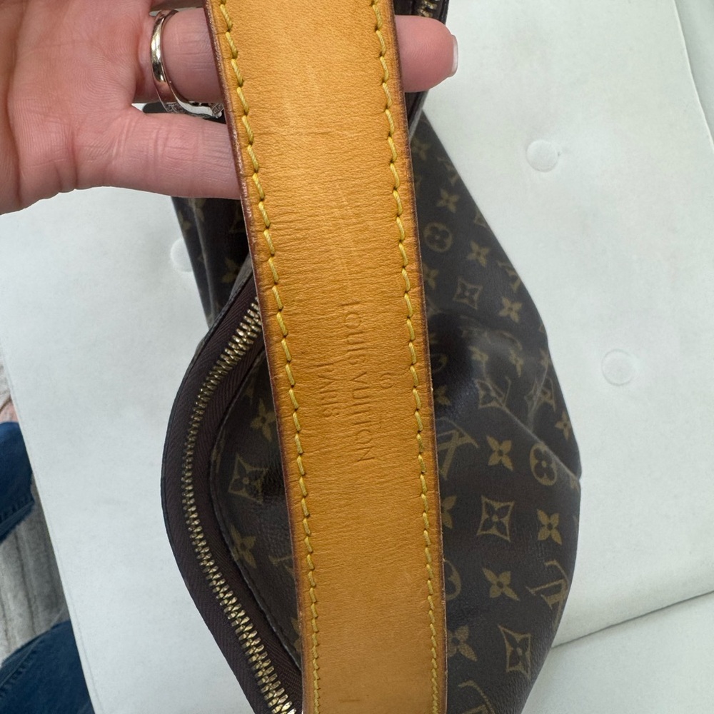Louis Vuitton Classic Monogram Hobo Bag - Picture 13 of 16